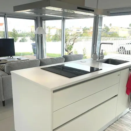فيلة Casa Martan, By Ideal Homes
