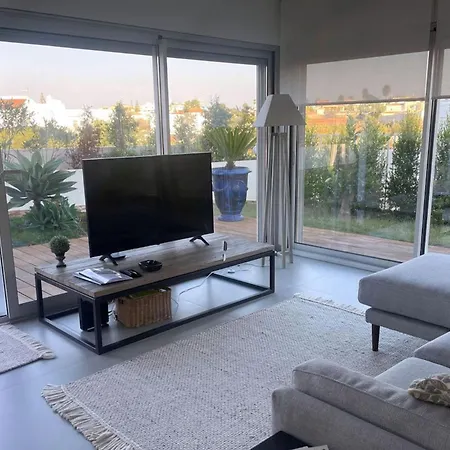 Casa Martan, By Ideal Homes Ferragudo (Faro)